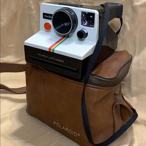 Polaroid OneStep Land Camera With Leather Carrying Case
